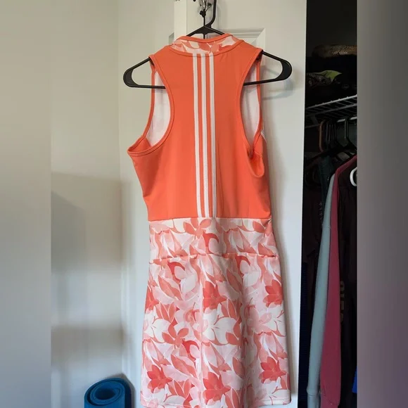 NWT - NEVER WORN Adidas Women’s Floral Gold Tennis Pickeball Dress with pockets! - Picture 6 of 6